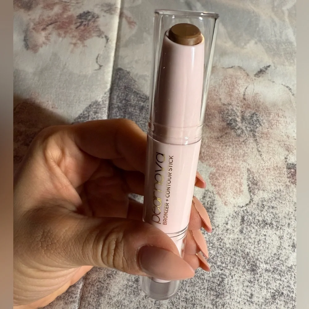 Pear Nova Bronzer and Contour Stick in “Tan”